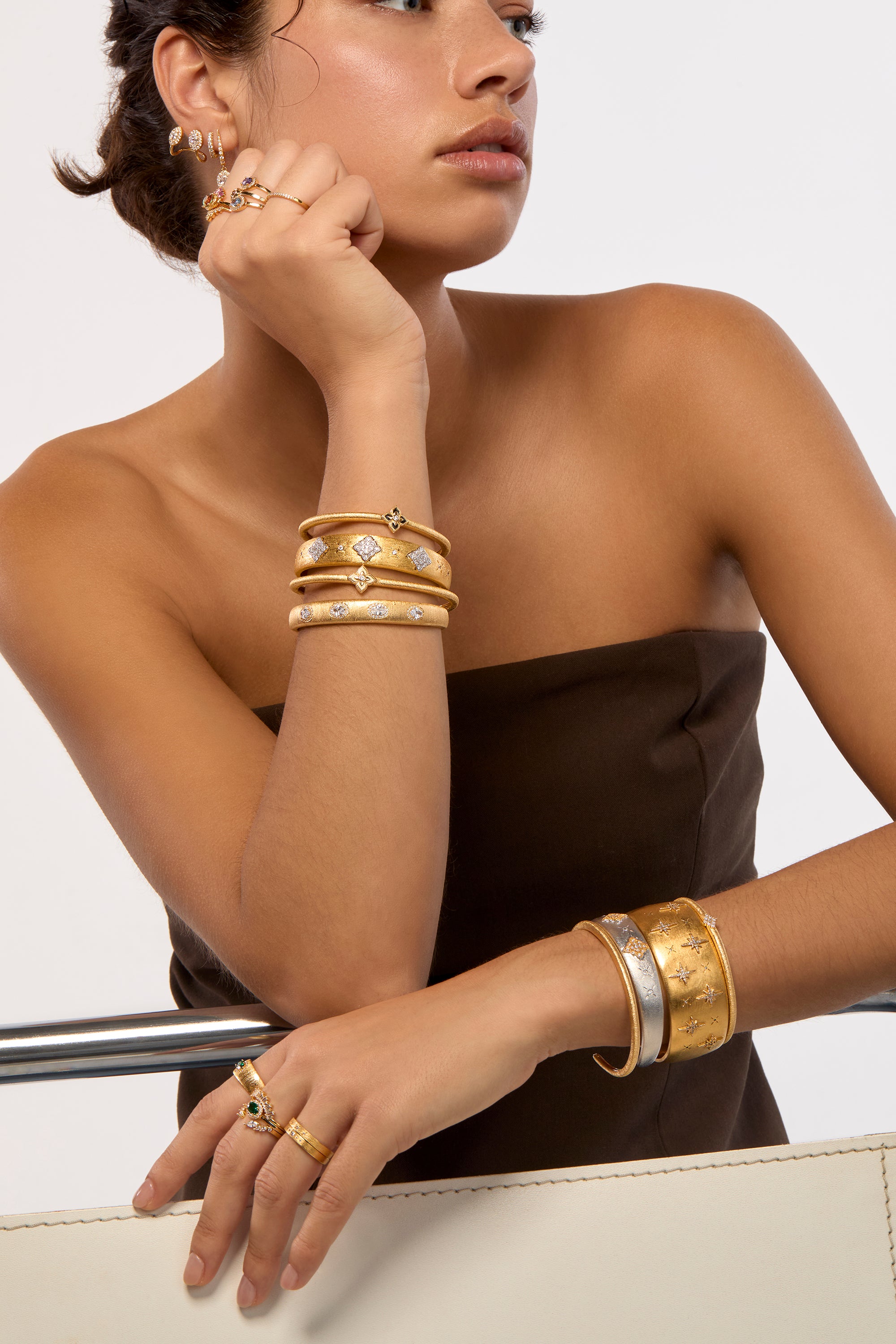 BRACELET - WHITE LOTUS CUFF