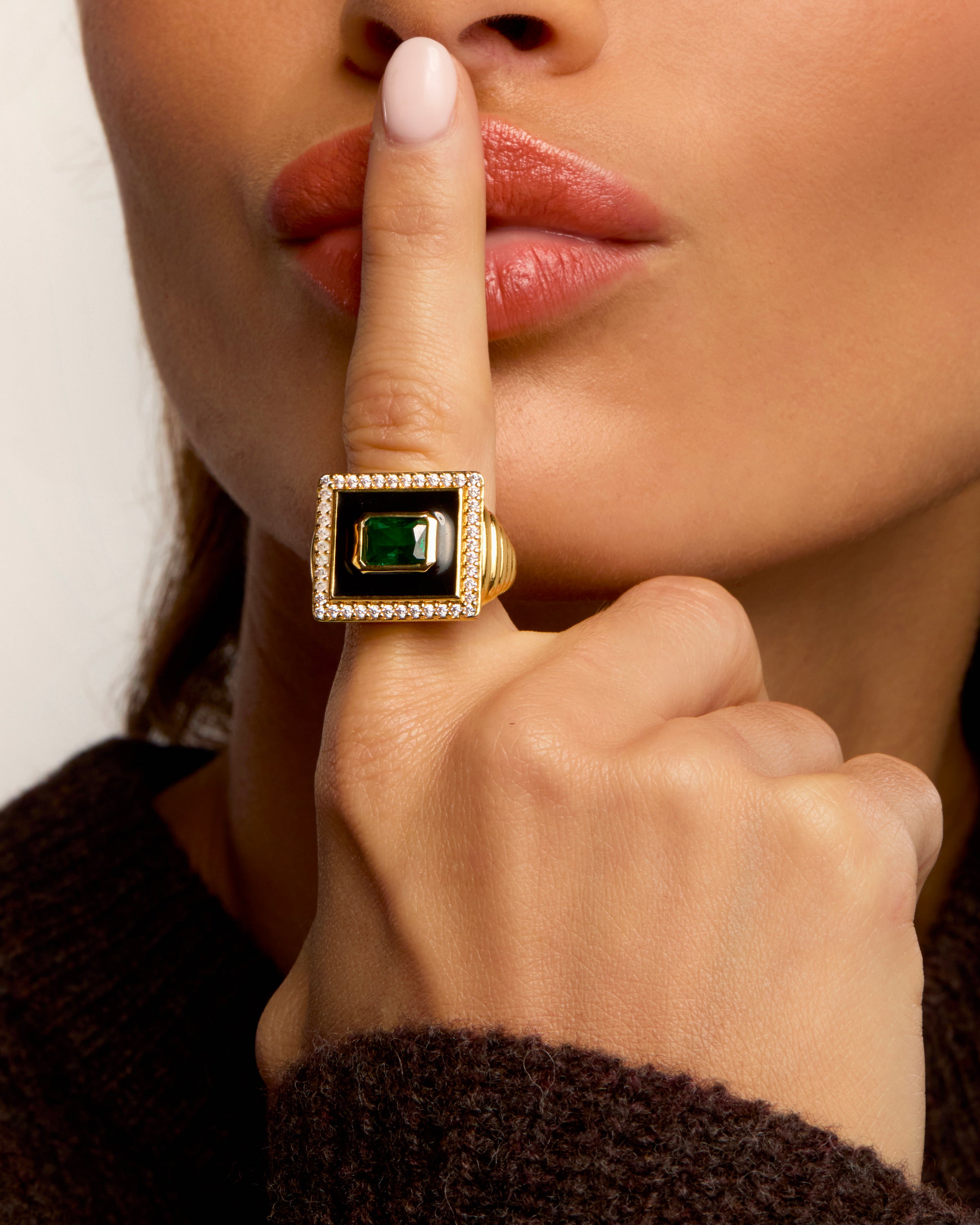 RING - GREEN STONE TANYA