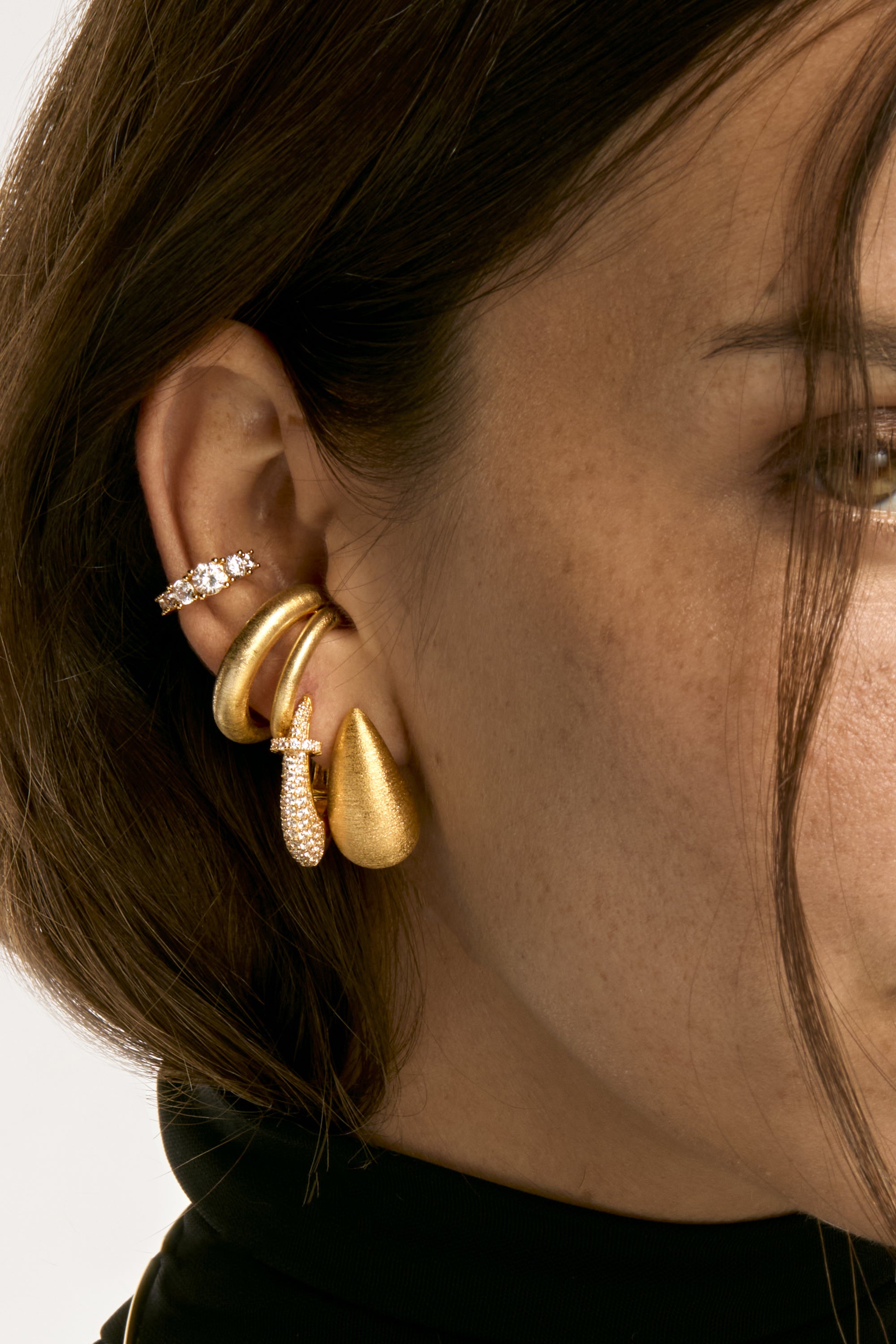 EARRING - SHINY ELECTRIC