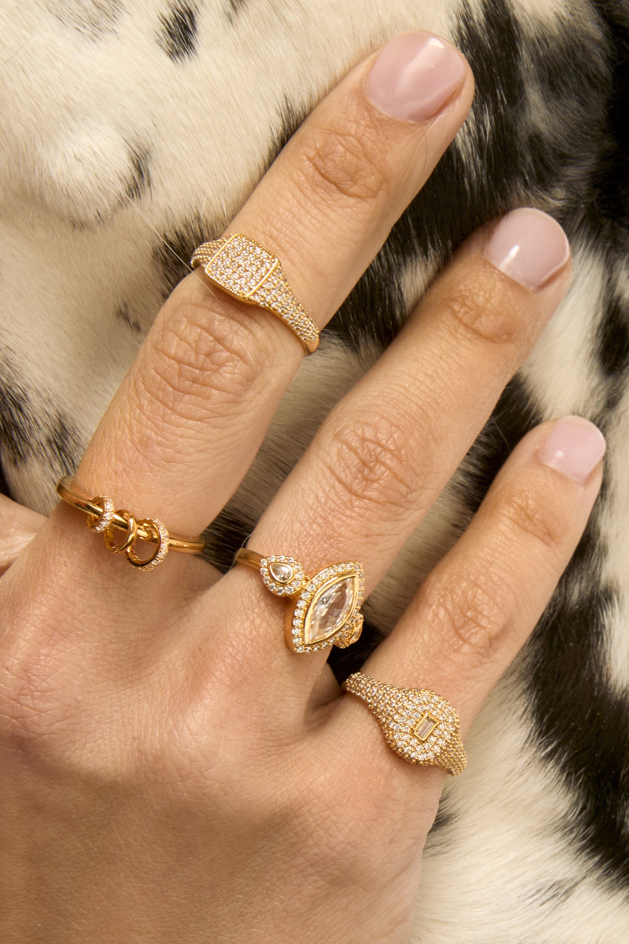 RING - SQUARE SIGNET