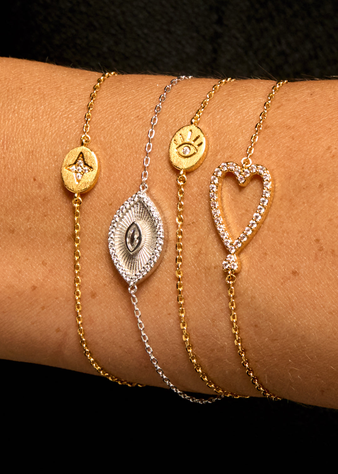 BRACELET - EYE LOVER