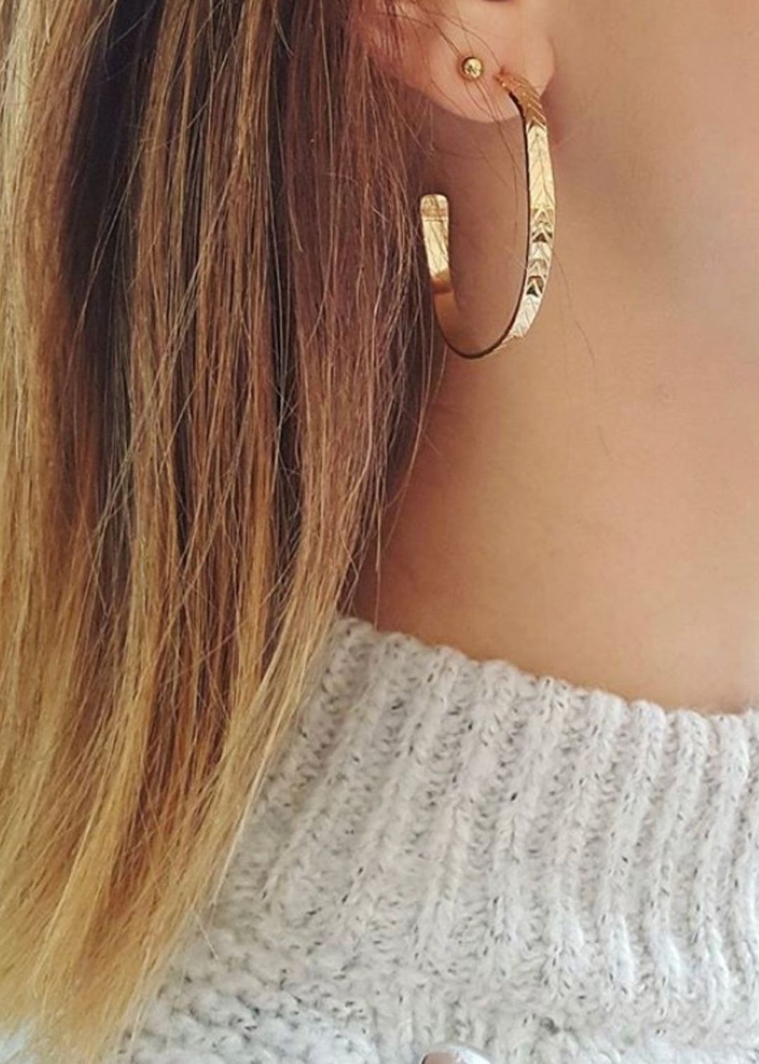BOUCLES D'OREILLES - GRANDE CREOLES TEXTURE FEUILLE