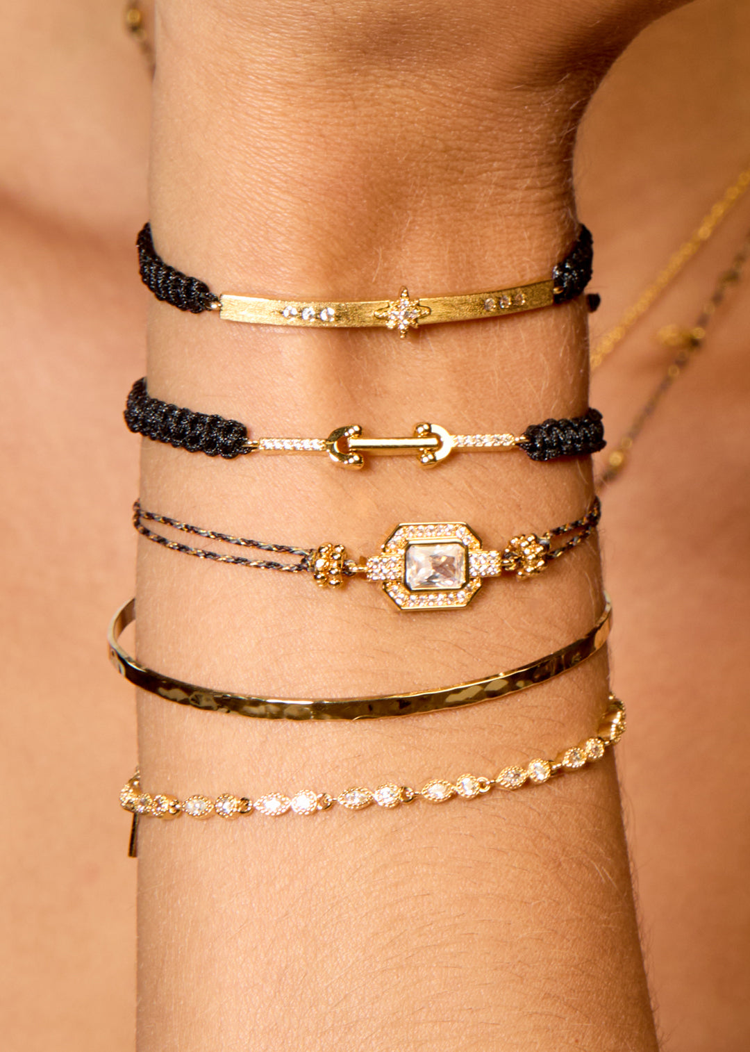BRACELET - GOLD SHINY ART DECO