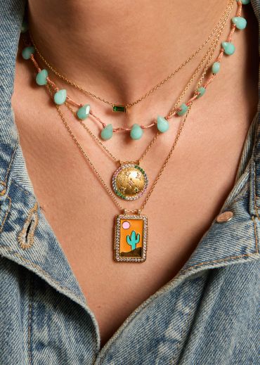 NECKLACE - GREEN BAGUETTE